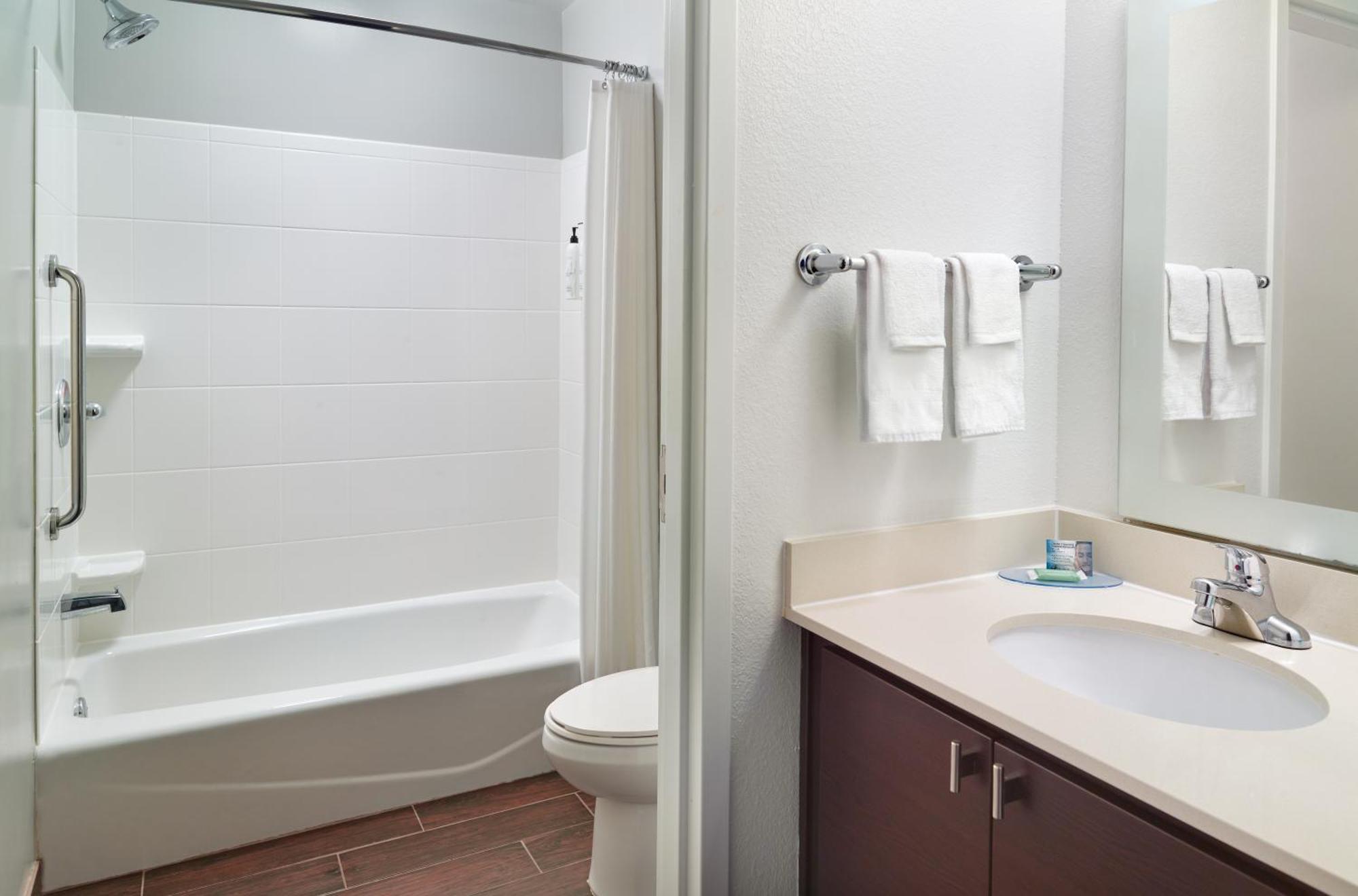 Towneplace Suites By Marriott Newnan Bagian luar foto