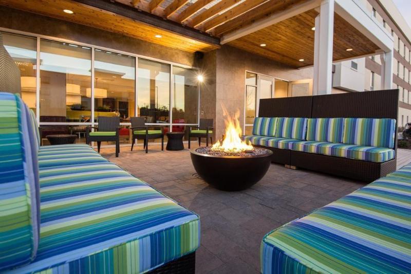 Towneplace Suites By Marriott Newnan Bagian luar foto